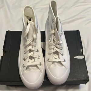 New inbox, Converse white lug, Sole sneakers size 8